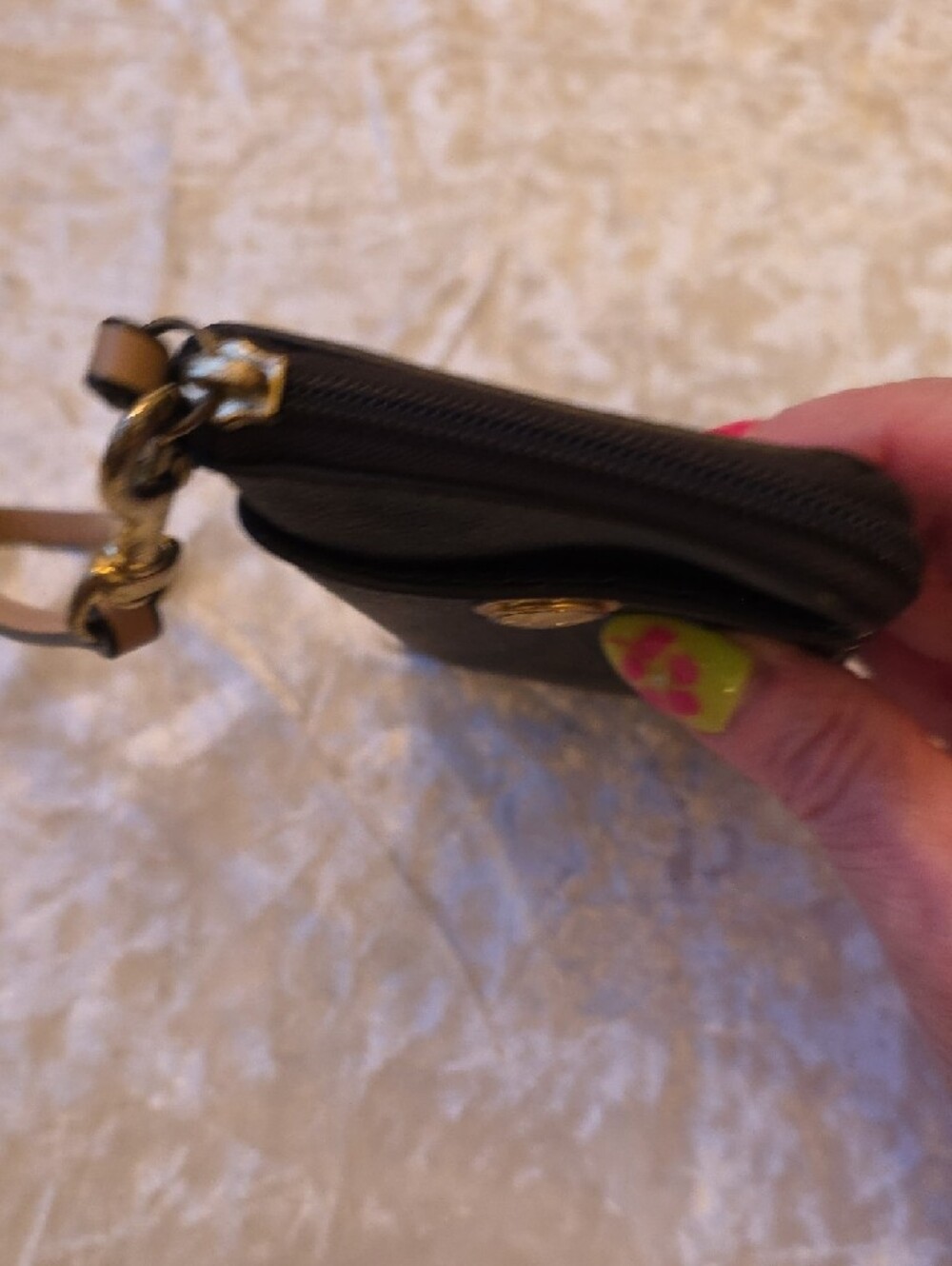 Coach NWOT Chic Compact Dark Brown Signature Wristlet Wallet with Tan Strap - Picture 7 of 13